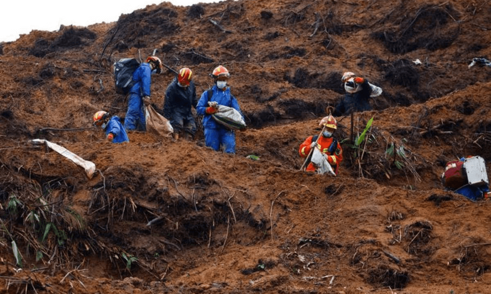 China Recovers Second Black Box Of Crashed Passenger Jet!